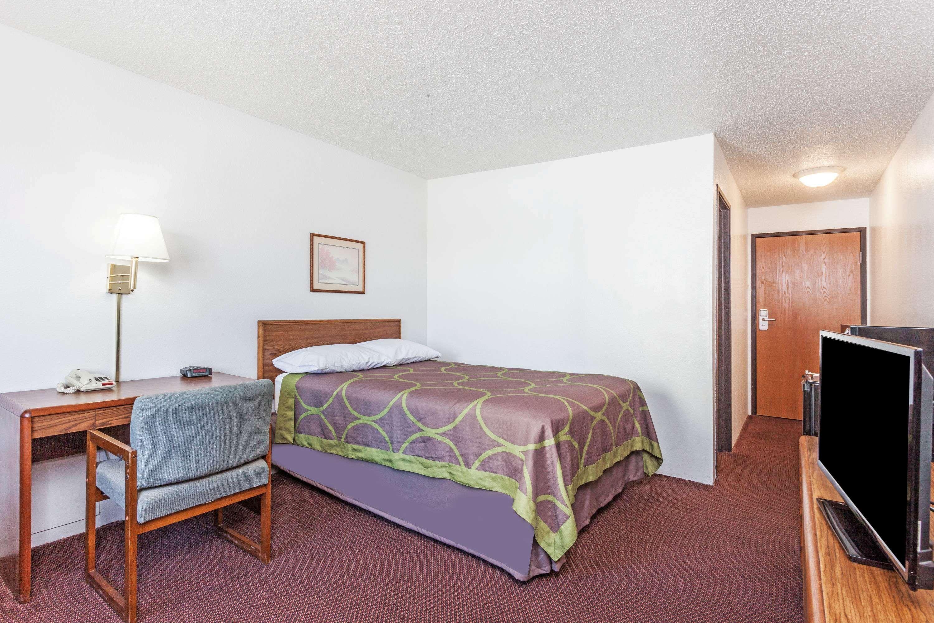 Super 8 By Wyndham Winchester Va מראה חיצוני תמונה